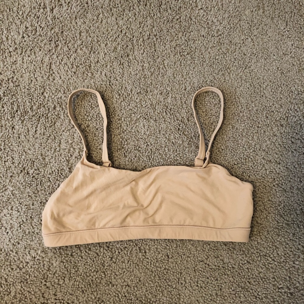 SKIMS Fits Everybody Scoop Neck Bra in Clay Medium
